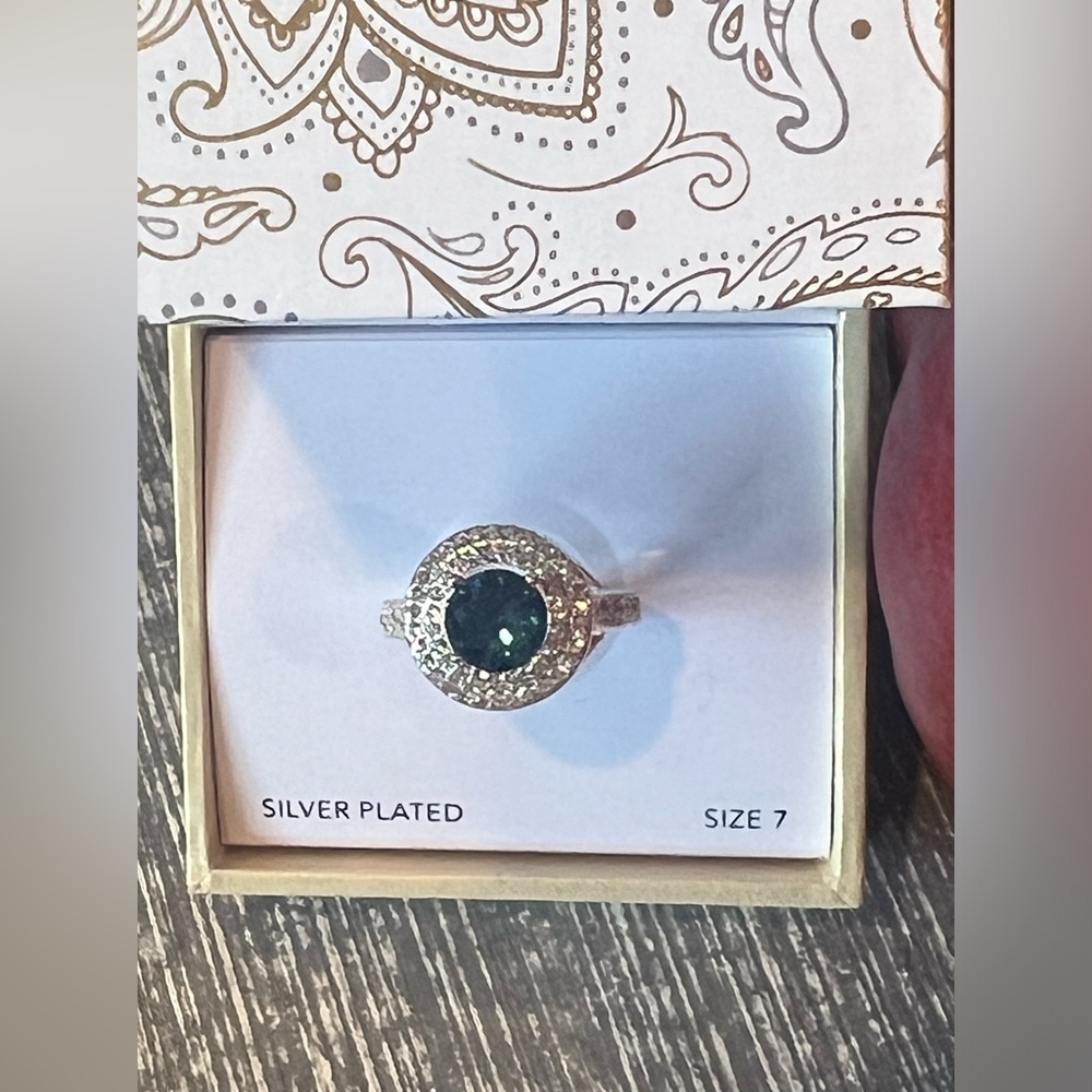 Silver-Tone Pavé & Color Crystal Solitaire Ring/size 7 - Picture 3 of 15